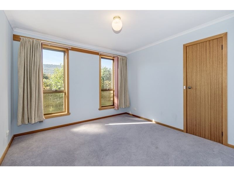 14 Brookland Avenue, Acacia Hills TAS 7306