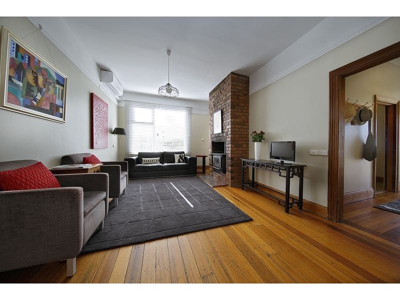 34 Hiller Street, Devonport TAS 7310