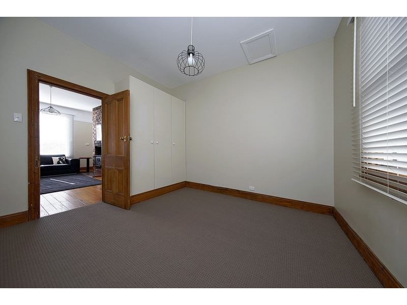 34 Hiller Street, Devonport TAS 7310