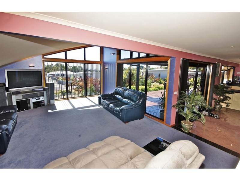 11 Gatenby Drive, Miandetta TAS 7310