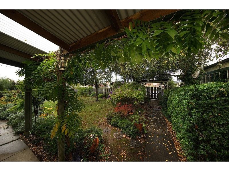 56 Valley Road, Devonport TAS 7310