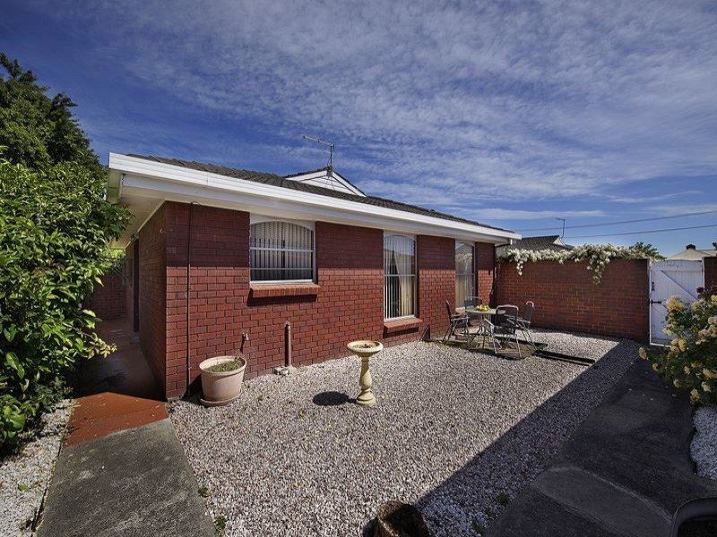 2/26-28 Percy Street, Devonport TAS 7310