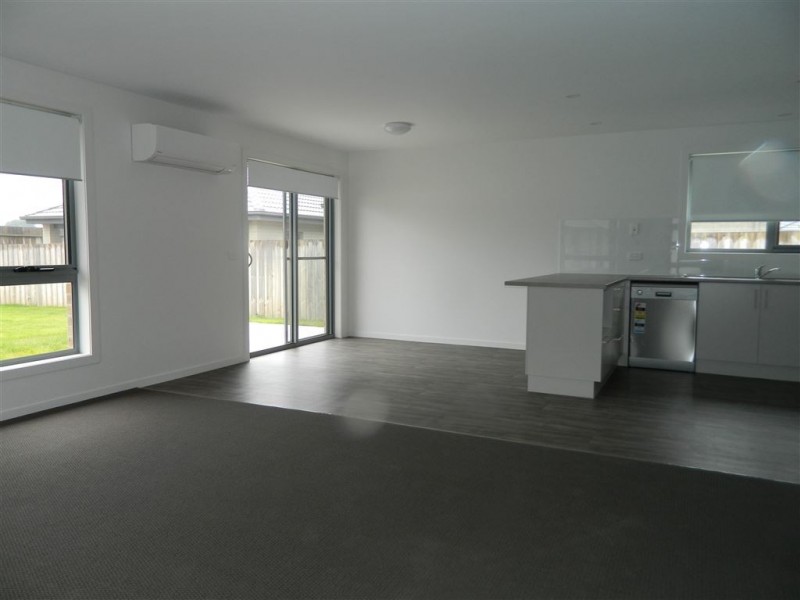2/20-22 Gatenby Drive, Devonport TAS 7310