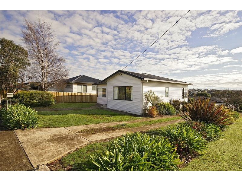 22 Lyons Avenue, Miandetta TAS 7310