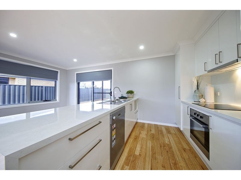 2/89 Hamilton Street, Latrobe TAS 7307