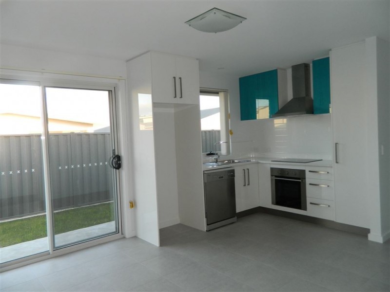 2/144 Cotton Street, Latrobe TAS 7307