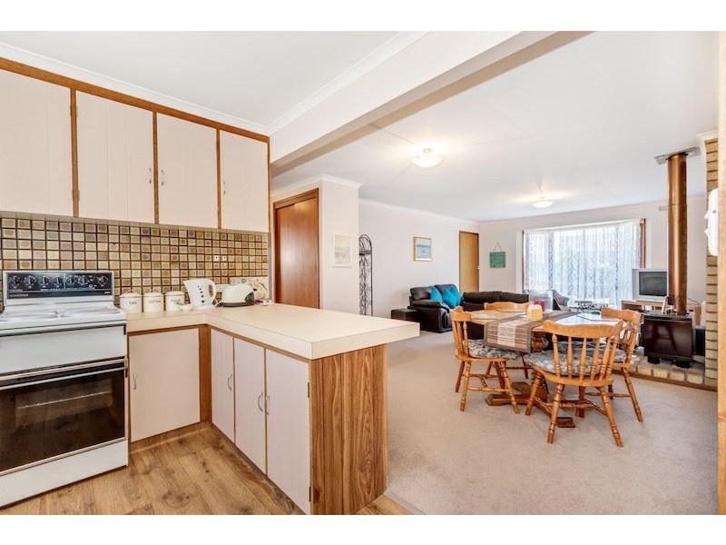2/74 Valley Road, Devonport TAS 7310