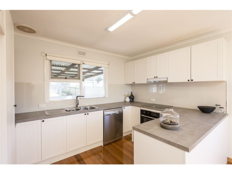 11 Highview Crescent, Devonport TAS 7310