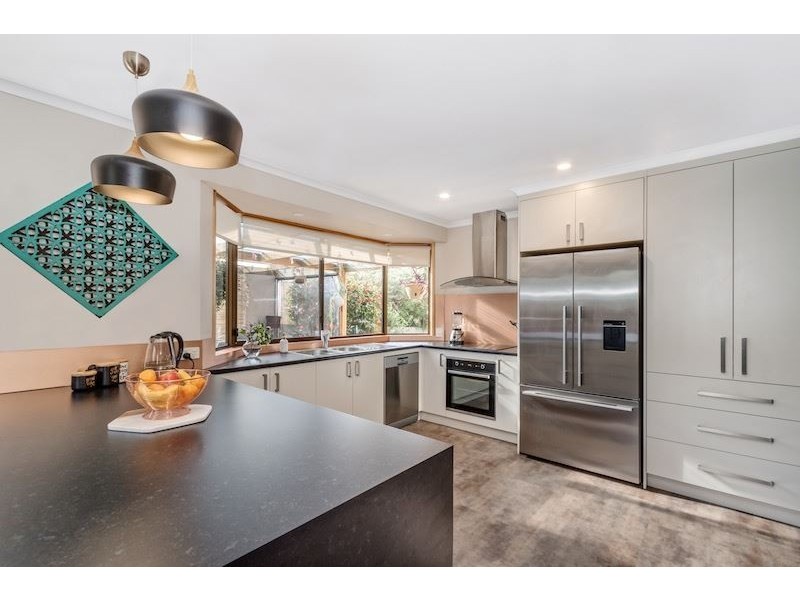6 Colin Court, Shearwater TAS 7307