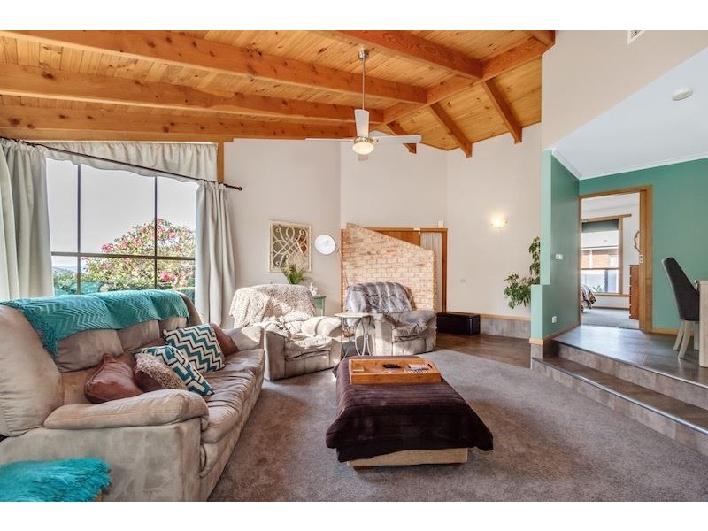 6 Colin Court, Shearwater TAS 7307