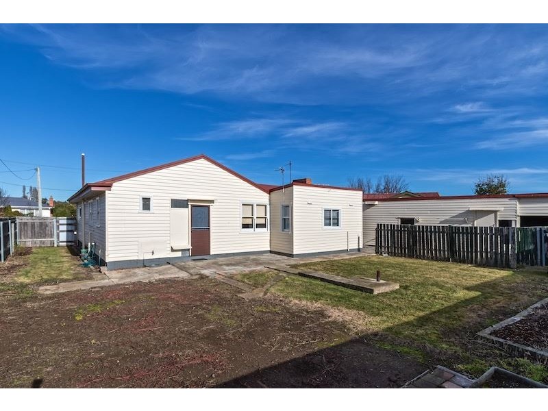 13 Lindsay Place, Devonport TAS 7310