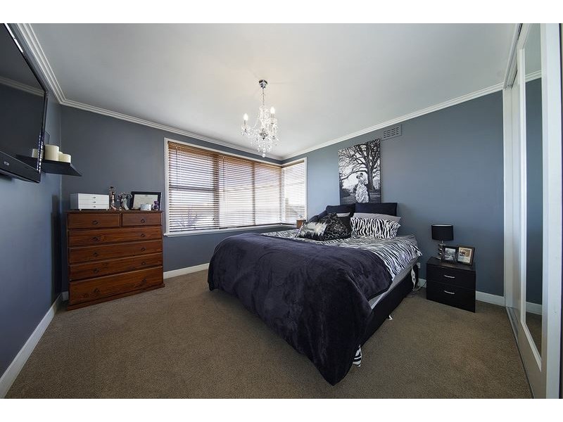 2 Deane Street, Devonport TAS 7310