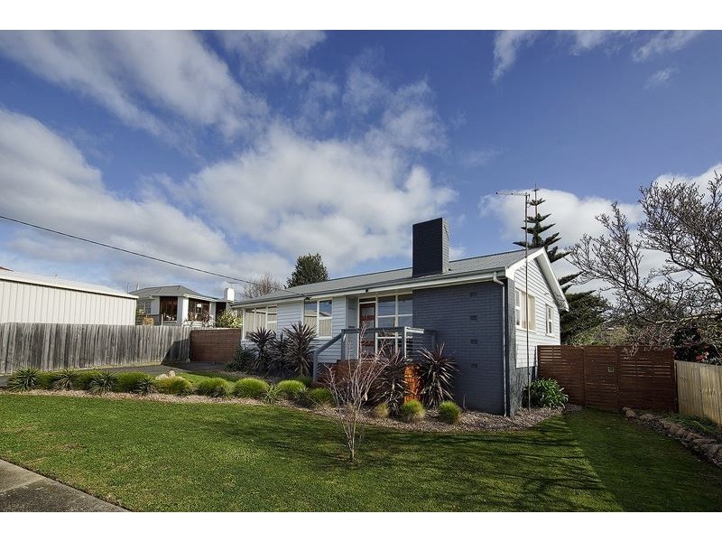 2 Deane Street, Devonport TAS 7310