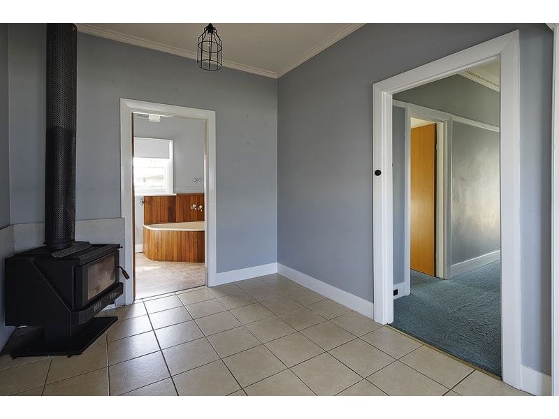 14 Douglas Street, East Devonport TAS 7310