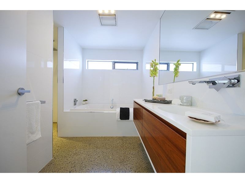 5 Sunset Court, Devonport TAS 7310