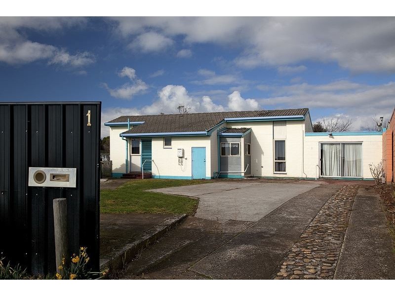 1 Cobham Close, Devonport TAS 7310
