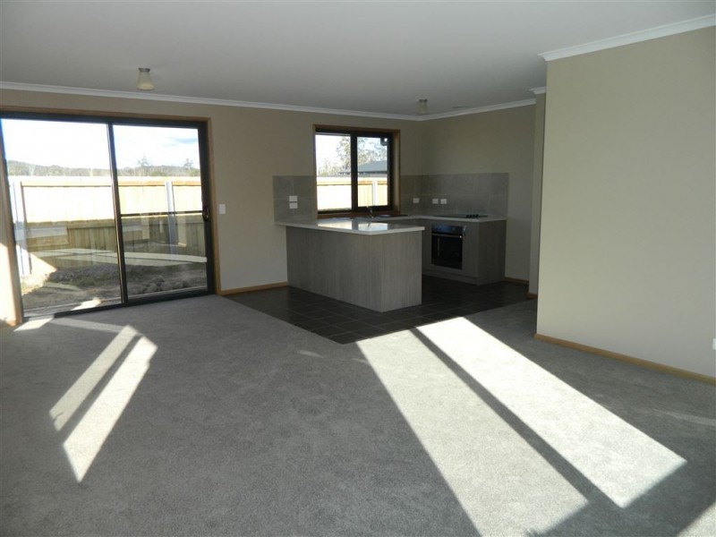 1/12 Mackenzie Crescent, Latrobe TAS 7307