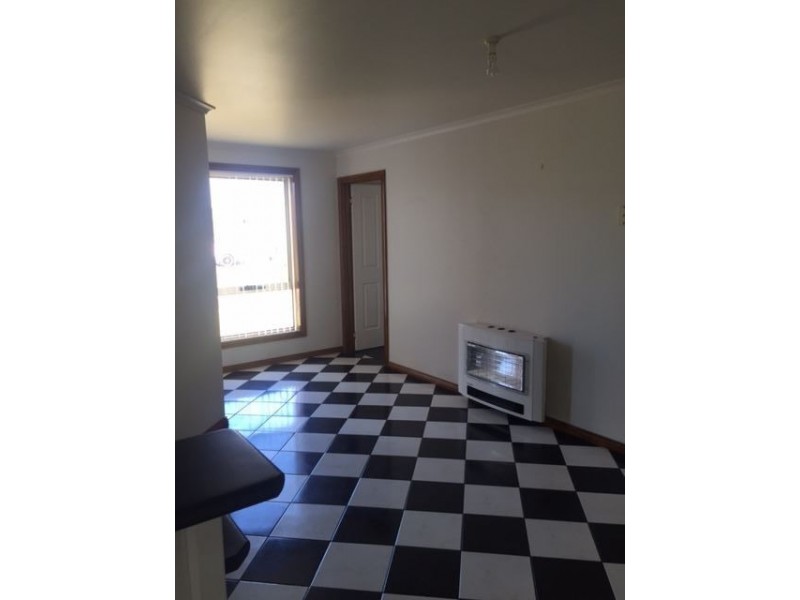 1 Gatenby Drive, Devonport TAS 7310