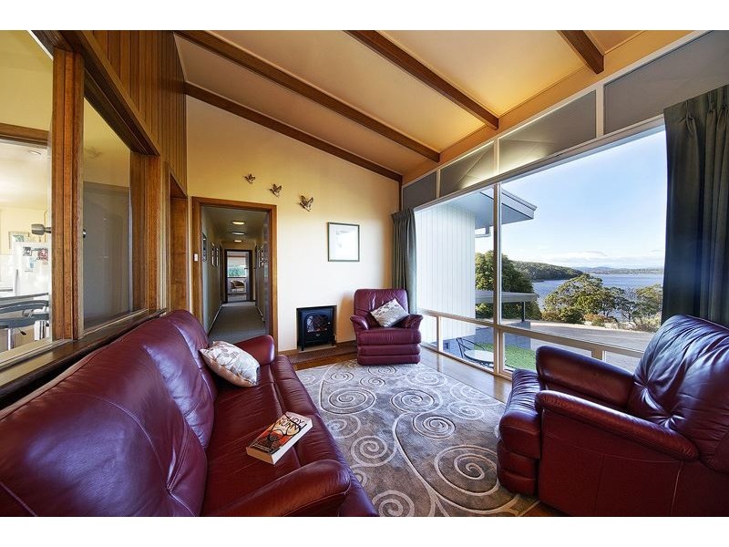 87 River Road, Ambleside TAS 7310