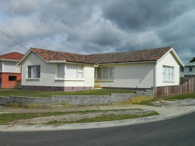 27 Watkinson Street, Devonport TAS 7310