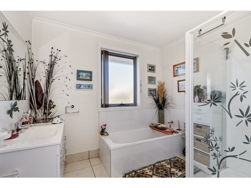 2/100 Mary Street, East Devonport TAS 7310