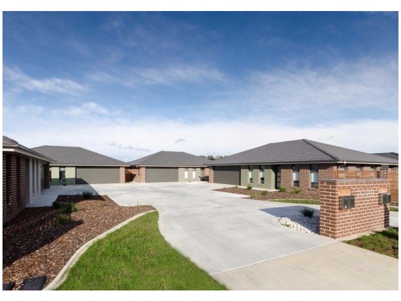 2/148 Cotton Street, Latrobe TAS 7307