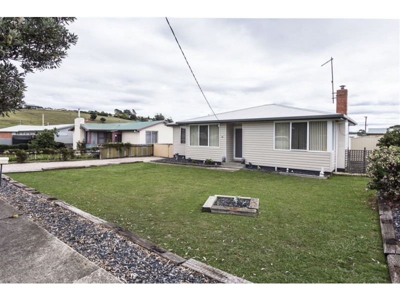 21 Triton Road, East Devonport TAS 7310