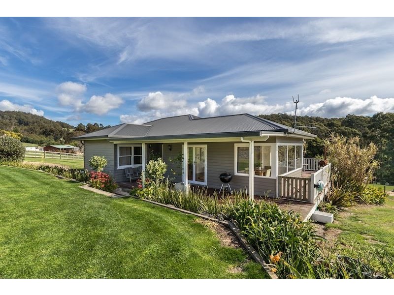 35 Knox Drive, South Spreyton TAS 7310