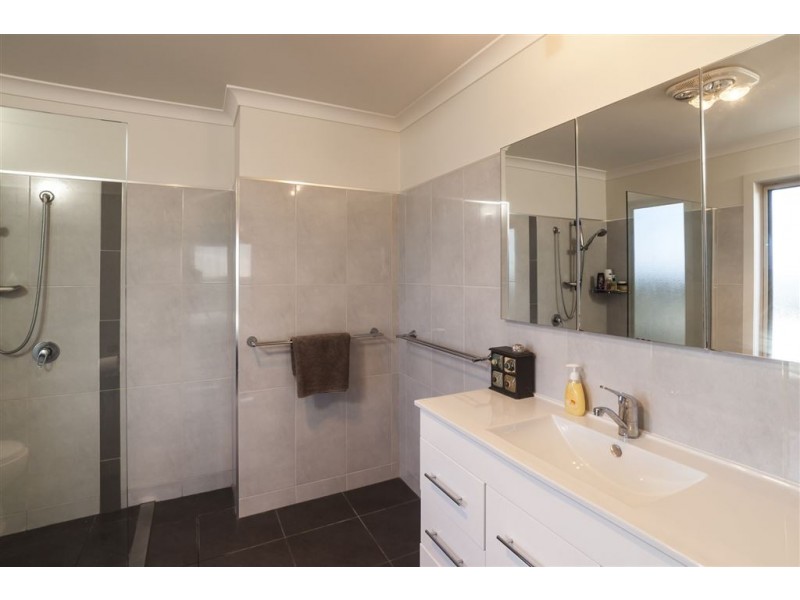 11 Hedstrom Drive, Stony Rise TAS 7310