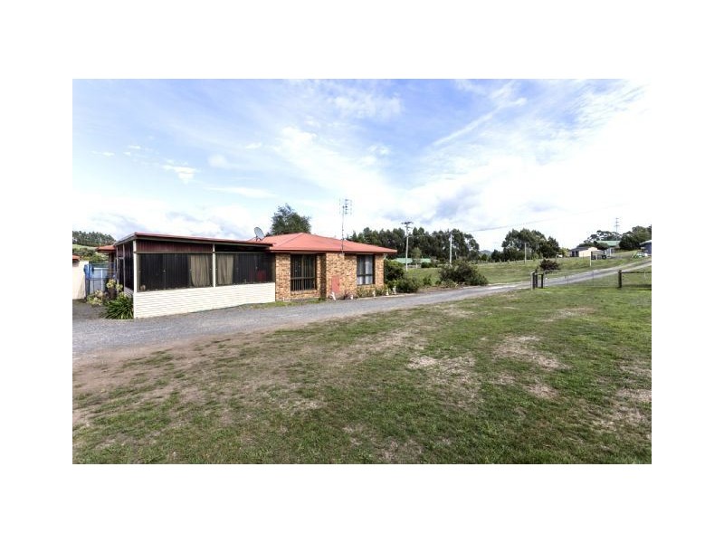 77 Cornwall Road, Acacia Hills TAS 7306
