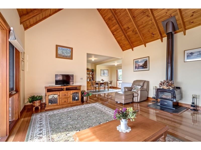 2 Barnes Road, South Spreyton TAS 7310
