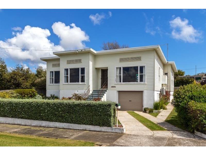 1 Murfet Crescent, Devonport TAS 7310