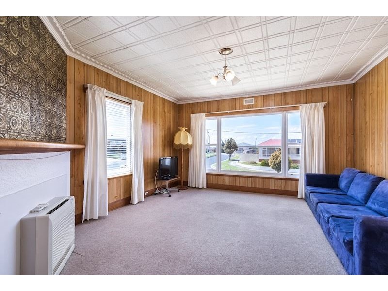 1 Murfet Crescent, Devonport TAS 7310