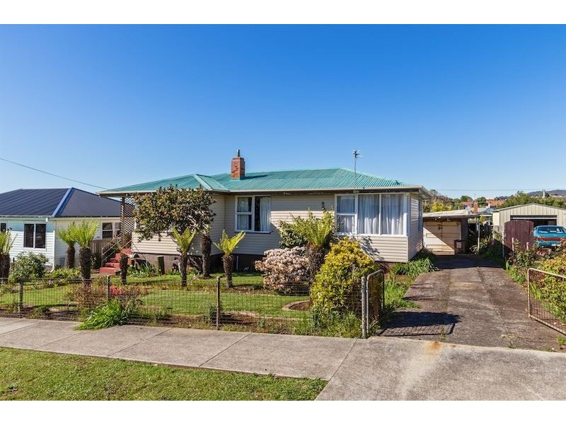 7 Addison Street, Devonport TAS 7310