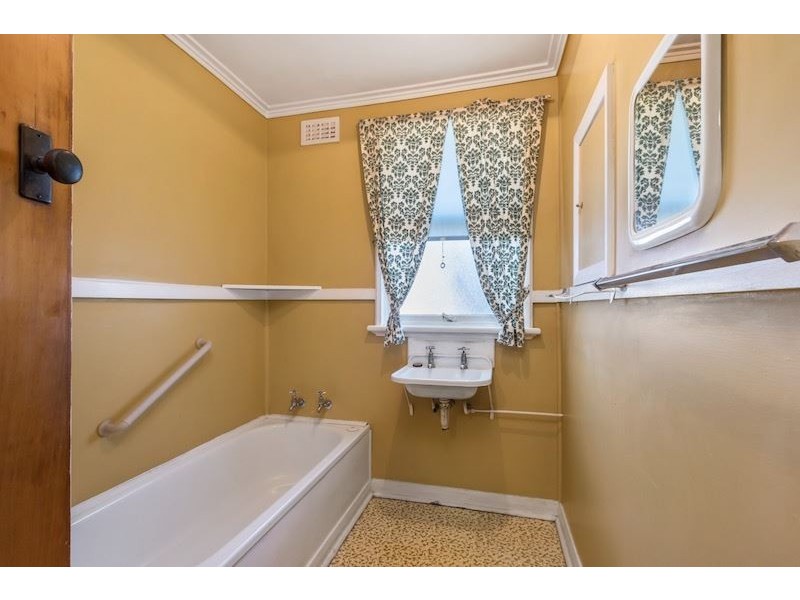 7 Addison Street, Devonport TAS 7310