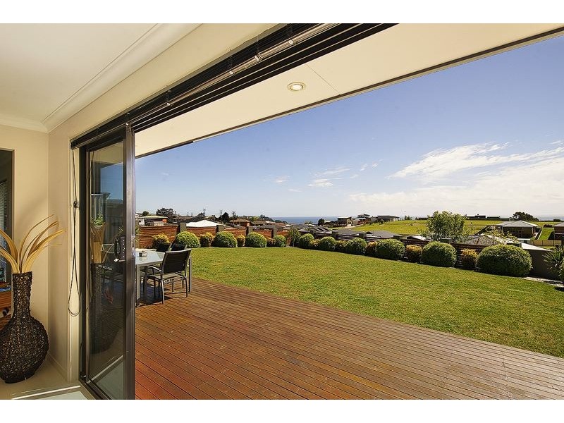 34 Hales Street, Penguin TAS 7316