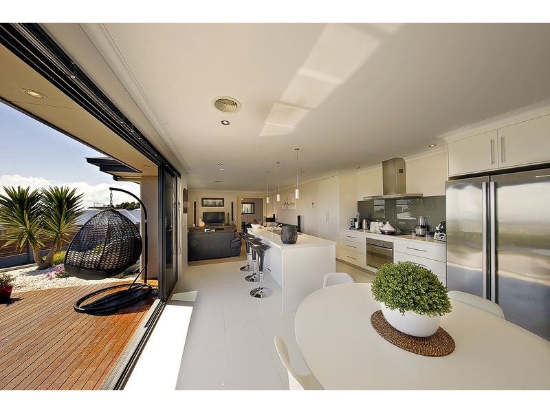 34 Hales Street, Penguin TAS 7316