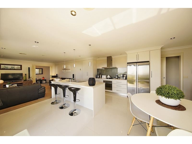 34 Hales Street, Penguin TAS 7316