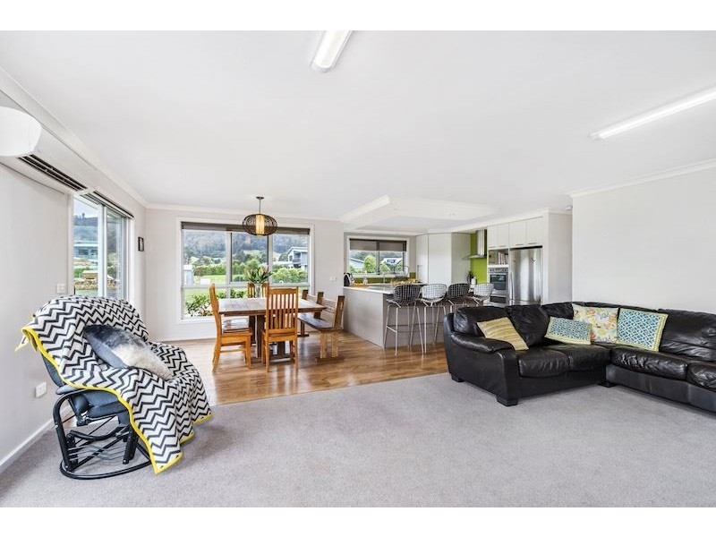 29 James Road, Acacia Hills TAS 7306