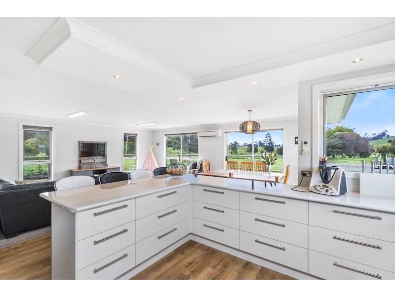 29 James Road, Acacia Hills TAS 7306