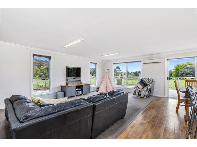 29 James Road, Acacia Hills TAS 7306
