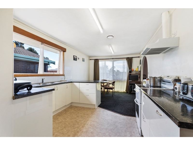 9 Valley Road, Devonport TAS 7310