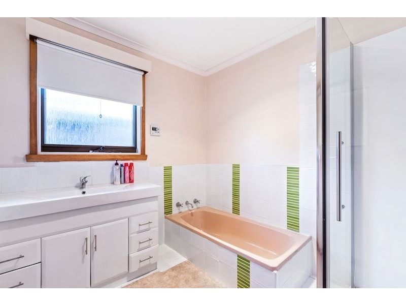 9 Valley Road, Devonport TAS 7310
