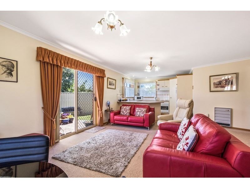 2/124a North Fenton Street, Devonport TAS 7310