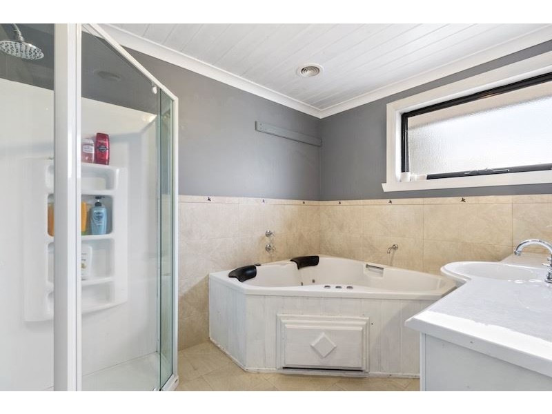 37 Croft Avenue, Devonport TAS 7310