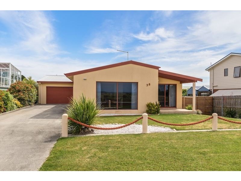 36 Shearwater Esplanade, Shearwater TAS 7307