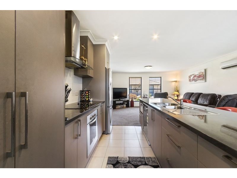 3/4-5 Washington Drive, Stony Rise TAS 7310