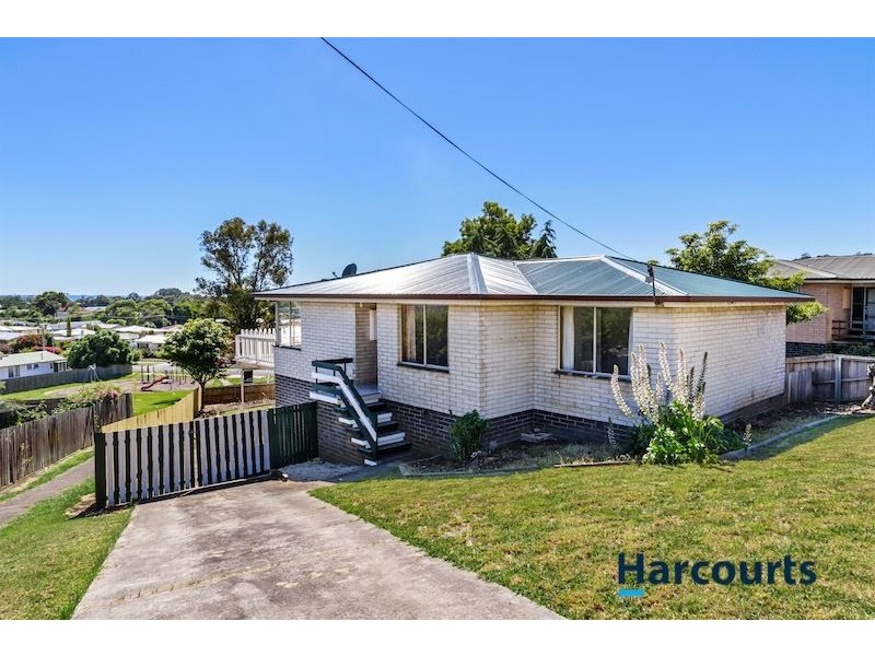 15 Barker Street, Ulverstone TAS 7315