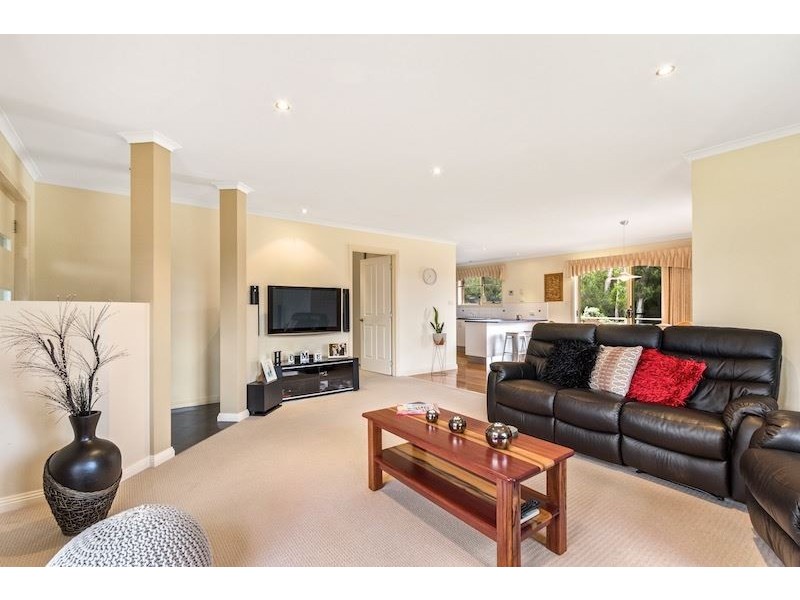 46 Lawrence Drive, Devonport TAS 7310