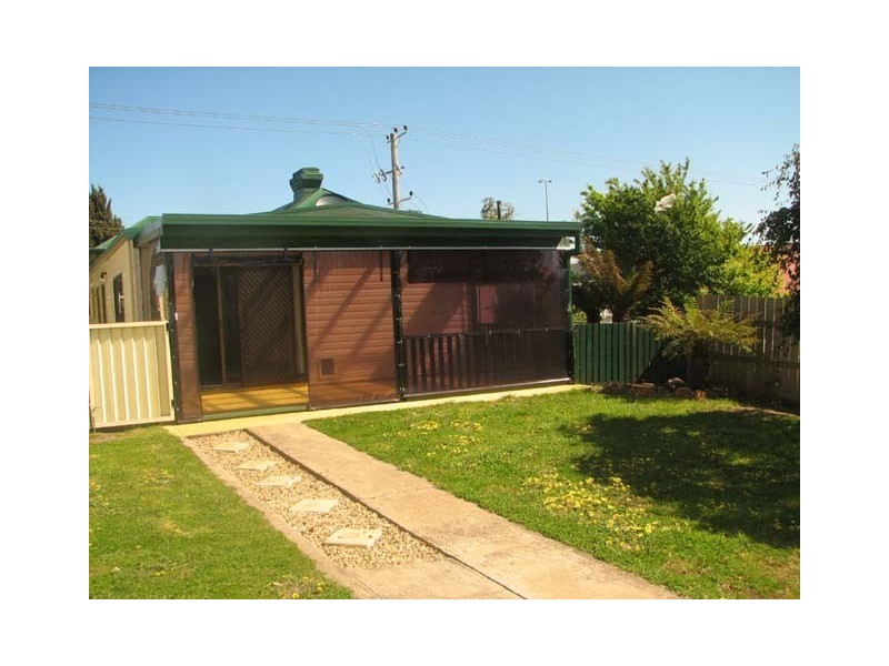 11 Thomas Street, East Devonport TAS 7310
